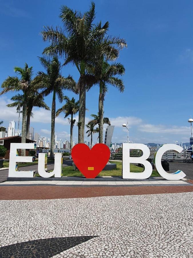 Lindo Apto, 100Metros Da Praia, Na Av Brasil Com A Av Central Melhor Localizacao Διαμέρισμα Balneário Camboriú Εξωτερικό φωτογραφία